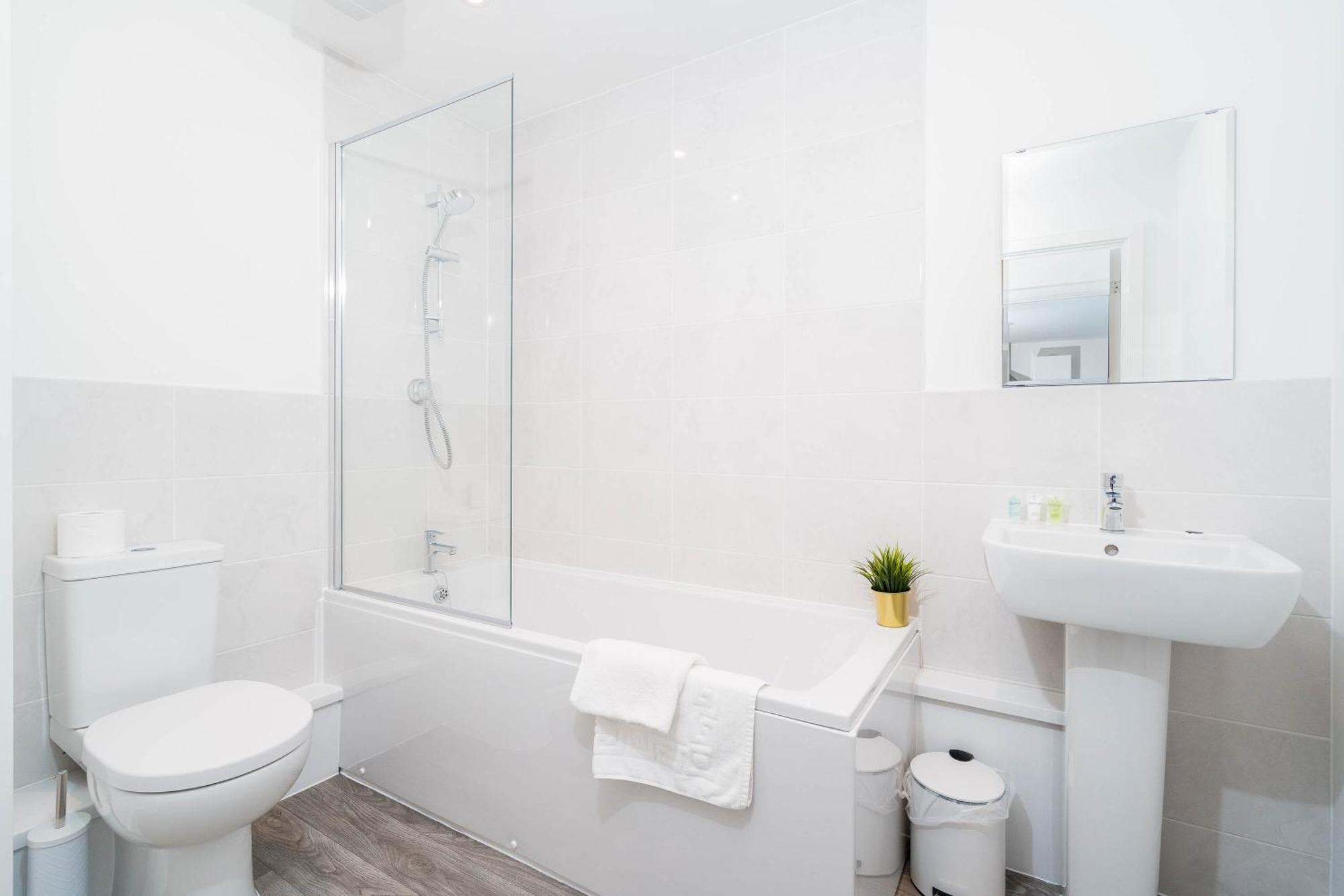 Luxury Apartment - Twin Beds - Selly Oak - Off-Street Parking - Free Netflix & Wifi - Top Rated 9Cc Birmingham Dış mekan fotoğraf